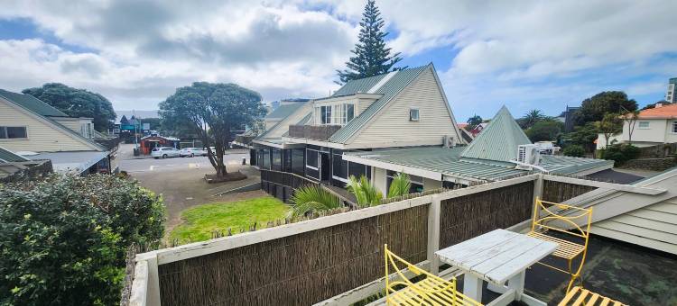 帕拉帕拉乌穆海滩U一室公寓(U Studios Paraparaumu Beach)图片