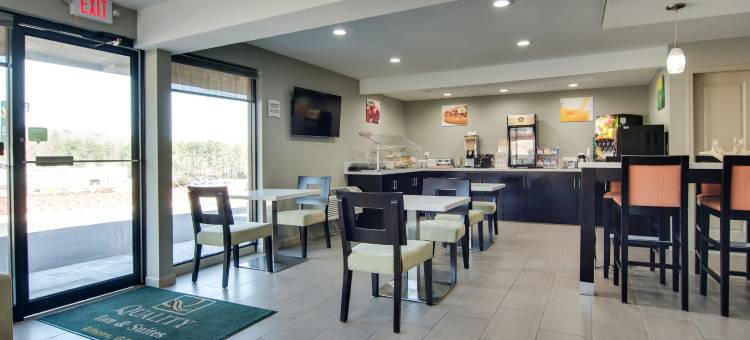 雅典大学区凯艺套房酒店(Quality Inn & Suites Athens University Area)图片