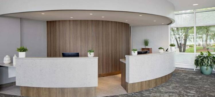 波士顿马尔伯勒希尔顿安泊套房酒店(Embassy Suites by Hilton Boston Marlborough)图片