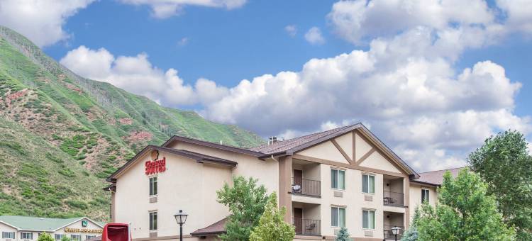 格伦伍德斯河畔舒适套房酒店(Comfort Inn & Suites Glenwood Springs on the River)图片