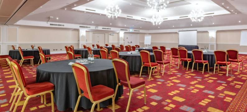 阿维斯福德公园酒店(CBH Avisford Park Hotel)图片