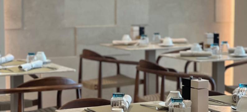 苏姆拉廷酒店(Hotel Sumratin)图片