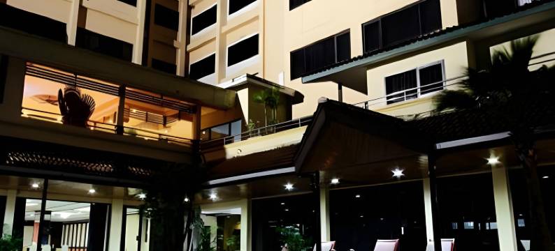 玛琅丽晶花园酒店(Regent's Park Hotel at Kayutangan Malang)图片