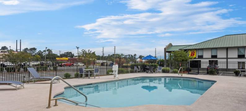 弗多斯塔-会议中心区速8酒店(Super 8 by Wyndham Valdosta GA I-75)图片