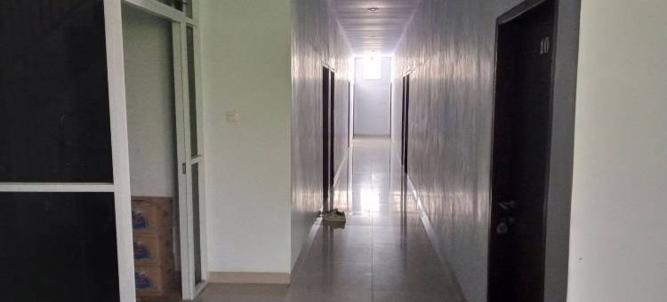 Hotel O 尼安伊斯兰公寓靠近Pertamina 74.91657马蒂罗塔西加油站(Hotel O Kost Nian Syariah Near Spbu Pertamina 74.91657 Mattirotasi Sidrap)图片