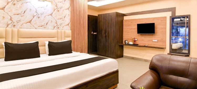 Super Townhouse Oak Bulbuli Neer图片