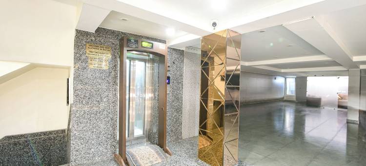 FabHotel D Crown - 靠近阿肖克维哈(FabHotel D Crown - Nr Ashok Vihar)图片