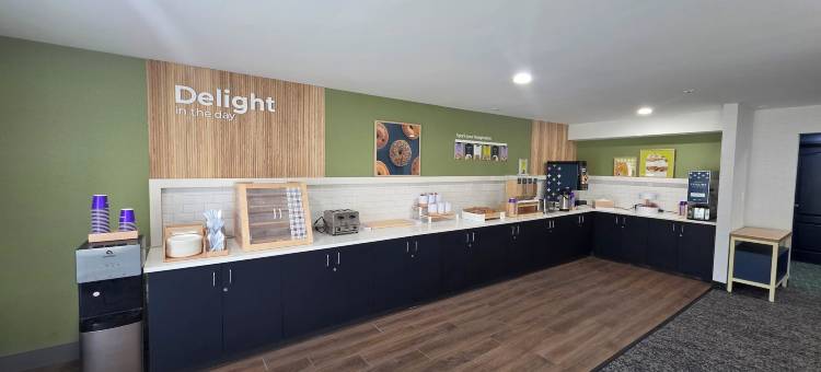 莱克乔治奥特莱斯希尔顿Spark酒店(Spark by Hilton Lake George Outlets)图片