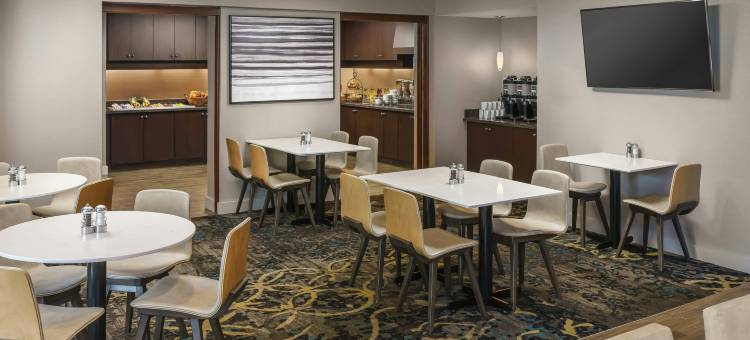 伯灵顿科尔切斯特居家酒店(Residence Inn Burlington Colchester)图片