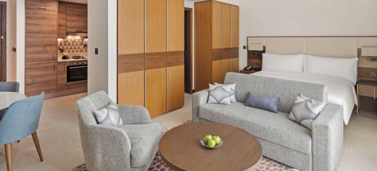 洲际旗下Staybridge Suites酒店迪拜阿勒马克图姆机场(Staybridge Suites DUBAI AL-MAKTOUM AIRPORT by IHG)图片