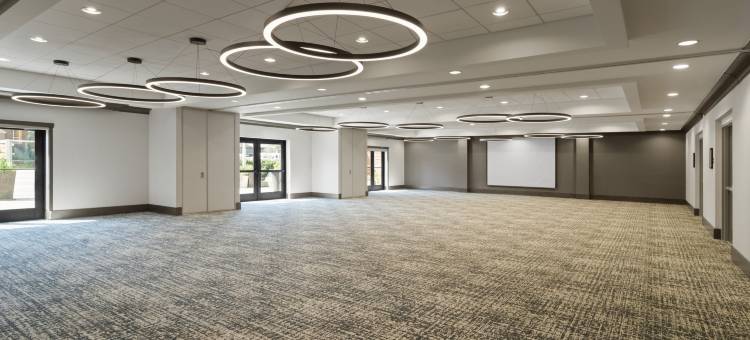 Holiday Inn 纳什维尔范德比尔特(DWTN)(Holiday Inn NASHVILLE-VANDERBILT (DWTN) by IHG)图片