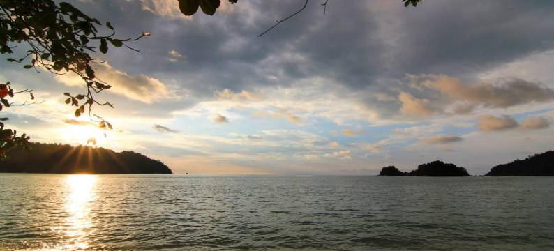 拉雅纳木屋别墅(Lyana Villa Chalet)图片