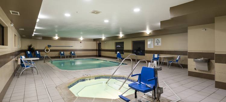 Holiday Inn Express 布卢明顿西(Holiday Inn Express Bloomington West)图片