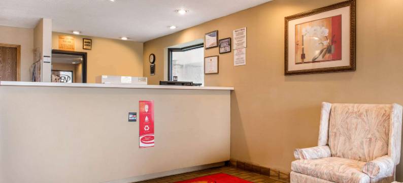 霍兰伊克诺旅馆(Econo Lodge)图片