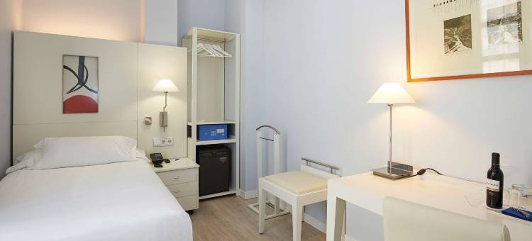 新罕布什尔州拉斯阿特斯酒店(NH Valencia Las Artes)图片