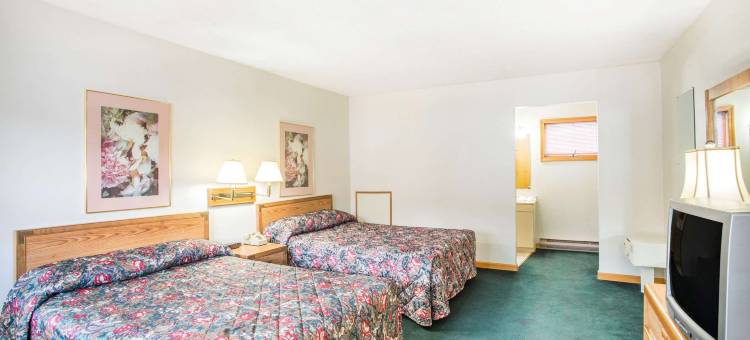 Travelodge by Wyndham Lake George NY图片