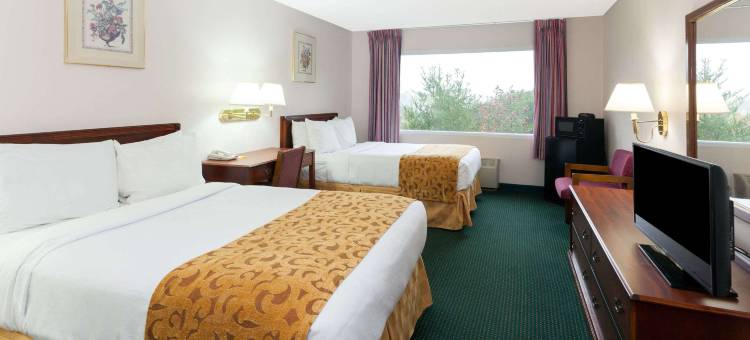 达洛尼加大学区温德姆戴斯酒店(Days Inn by Wyndham Dahlonega University Area)图片