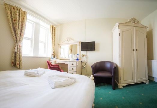 Queensbridge Hotel Hotel Overview