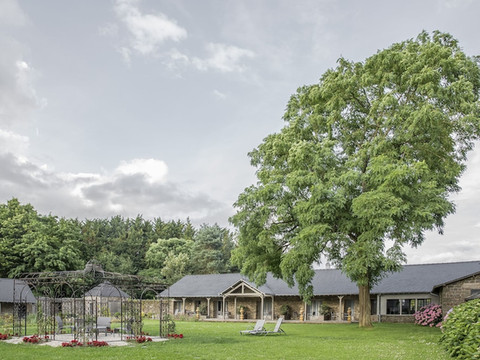 勒特龙谢修道院翰悦阁酒店