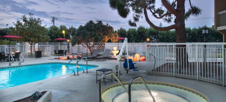 奥克斯纳德北假日酒店(Holiday Inn OXNARD NORTH)图片