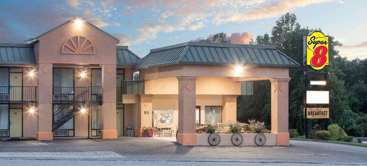 马里昂北卡罗来纳州速8酒店(Super 8 by Wyndham Marion NC)图片