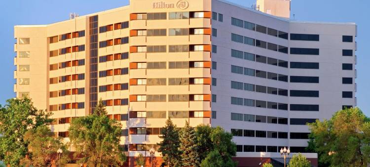 芝加哥橡树溪套房希尔顿酒店(Hilton Chicago/Oak Brook Suites)图片