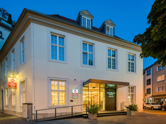 贝斯特韦斯特优质城市宫殿酒店