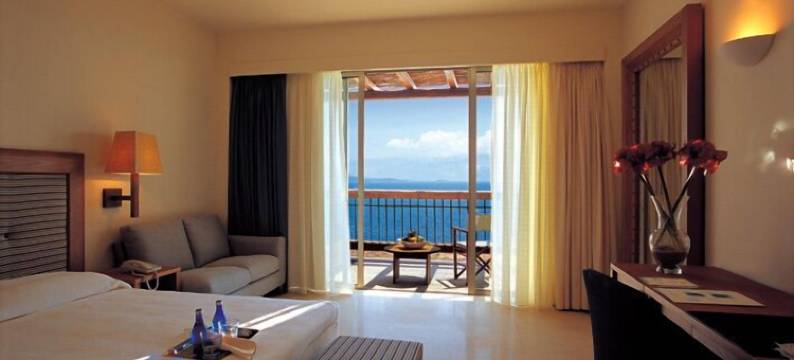 爱奥尼亚蓝色小屋及温泉度假酒店(Ionian Blue Bungalows and Spa Resort)图片