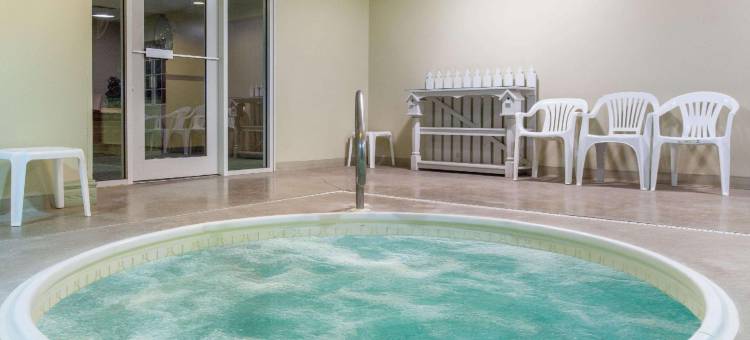 迦太基速8酒店(Super 8 by Wyndham Carthage)图片