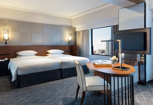 Courtyard by Marriott Shin-Osaka Station Hotel Overview