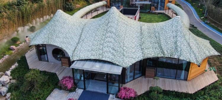 新密黄帝康养度假区房车露营基地图片