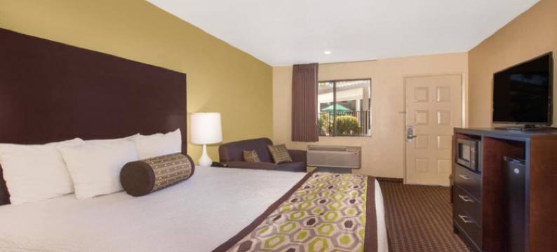 圣何塞米尔皮塔斯戴斯酒店(Days Inn by Wyndham San Jose Airport)图片