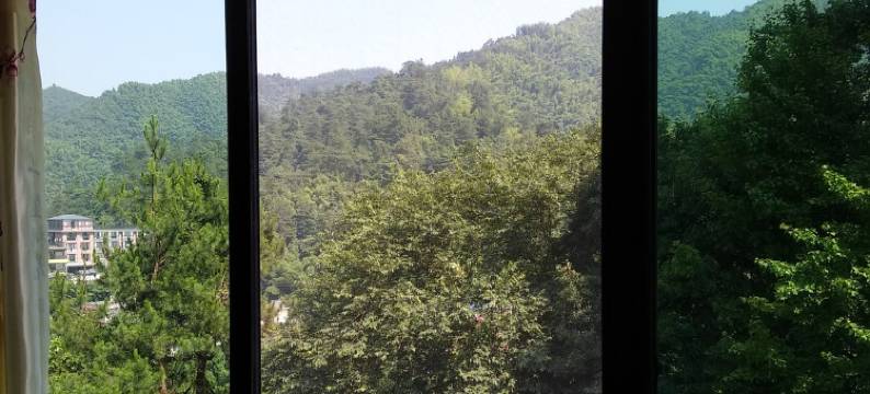 东江湖千里香农家(镰刀湾大桥分店)图片