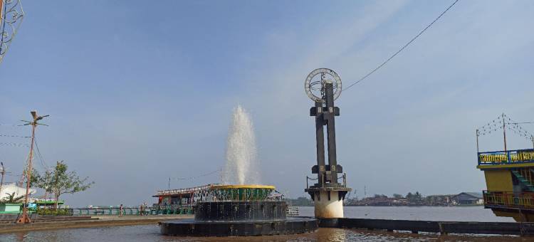 红多兹酒店@科姆普勒克坤甸购物中心(RedDoorz @ Komplek Pontianak Mall)图片