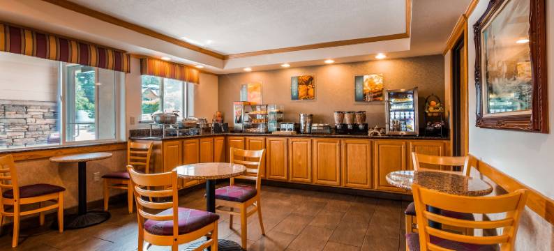 里程碑贝斯特韦斯特优质酒店(Best Western Plus Landmark Inn)图片