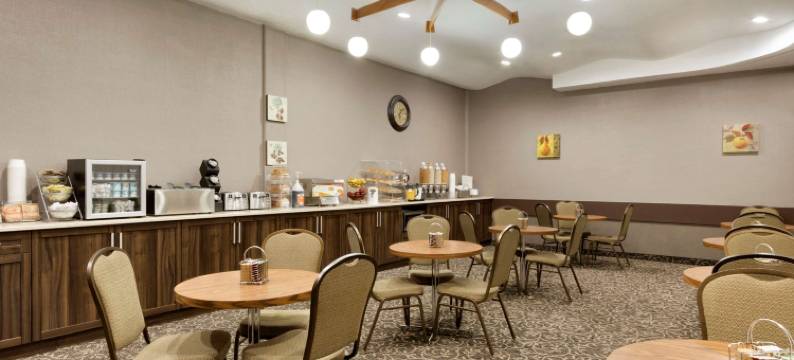 Travelodge by Wyndham(Travelodge 莱斯布里奇)(Travelodge by Wyndham Lethbridge)图片