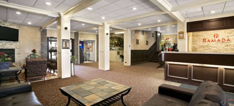 莱斯布里奇华美达酒店(Ramada by Wyndham Lethbridge)图片