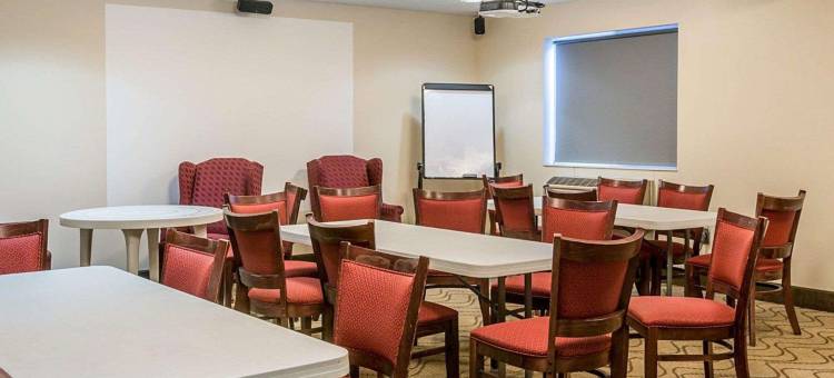 布拉夫顿套房酒店(BLUFFTON INN & SUITES by IHG)图片