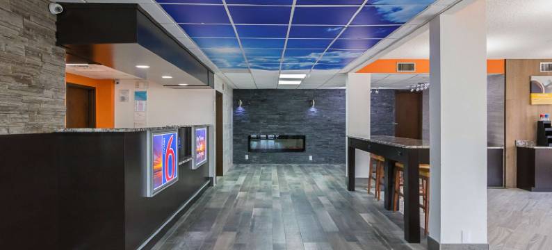 萨凡纳城6号汽车旅馆(Motel 6 Savannah, GA - Midtown)图片