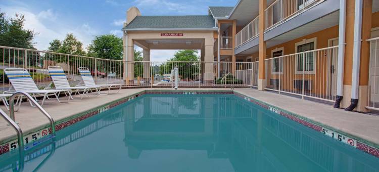 玛丽埃塔怀特沃特戴斯酒店(Days Inn by Wyndham Marietta White Water)图片