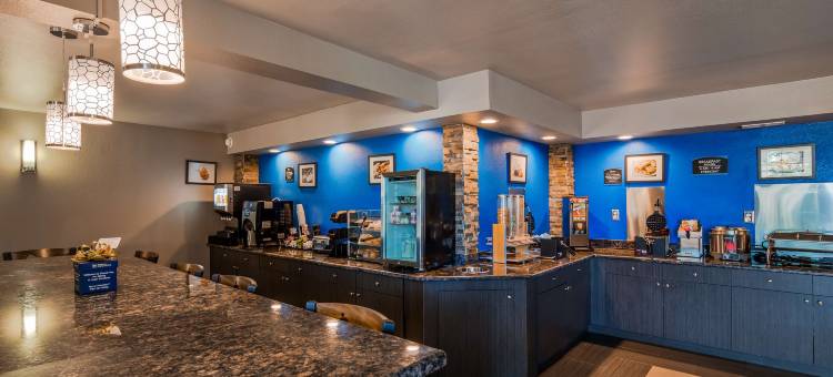 范步伦贝斯特韦斯特酒店(Best Western Van Buren Inn)图片