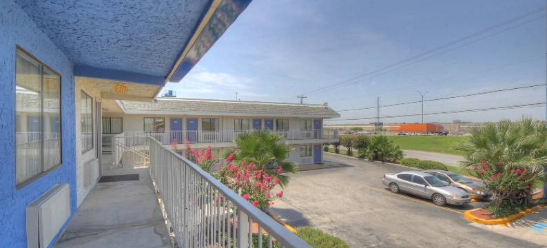 圣安东尼奥6号汽车旅馆 - FT山姆·休斯敦(Motel 6 San Antonio, TX - Fort Sam Houston)图片