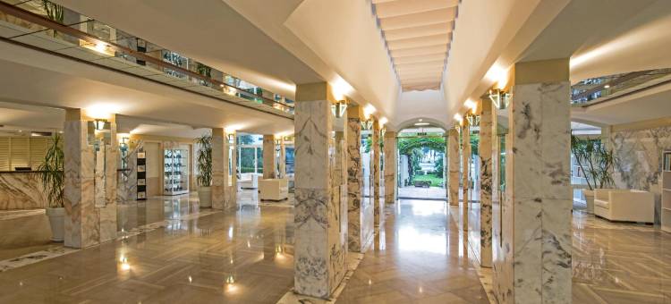 布兰卡城伊波罗之星海浪酒店(Iberostar Waves Ciudad Blanca)图片