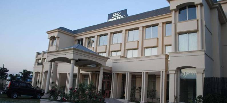 哈里瓦安布罗希亚萨诺瓦柱廊酒店(Ambrosia Sarovar Portico)图片