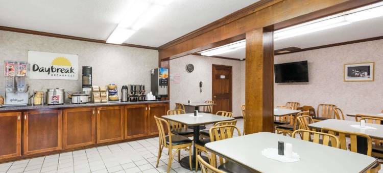 瓦尔特柏罗戴斯酒店(Days Inn by Wyndham Walterboro, SC)图片