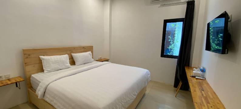 Urbanview Hotel Medio Inn Palu by RedDoorz图片