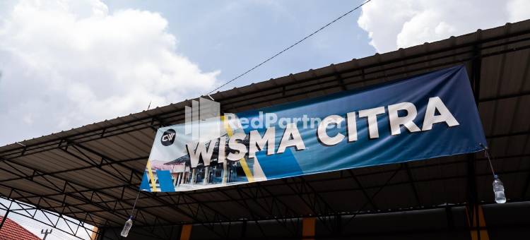 红色伙伴西特拉地铁旅馆(Wisma Citra Metro Mitra RedDoorz)图片