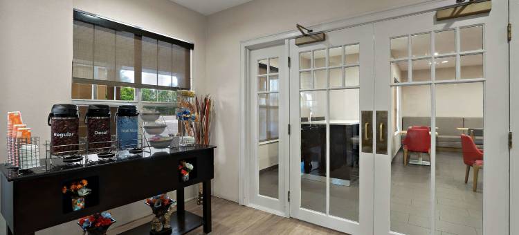 桑蒂I-95舒适套房酒店(Comfort Inn & Suites Santee I-95)图片