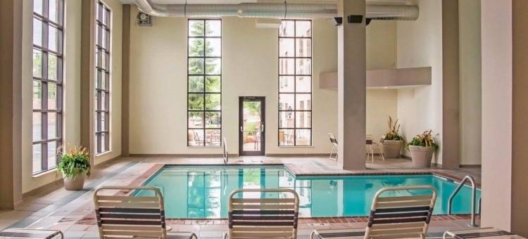 马利耶塔派克斯伯格市舒适套房酒店(Comfort Suites Marietta-Parkersburg)图片