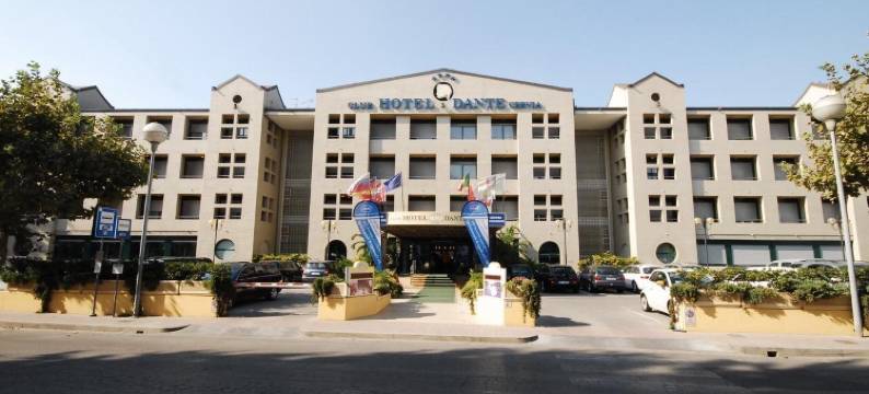 但丁家庭海滩度假村(Hotel Dante Family Spa Resort)图片